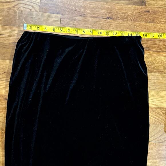 Halogen Womens Medium Black Velvet Midi Straight Pencil Skirt Party Cocktail - Picture 2 of 7